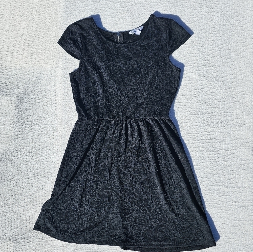 Speechless black cap sleeves lace dress size medium